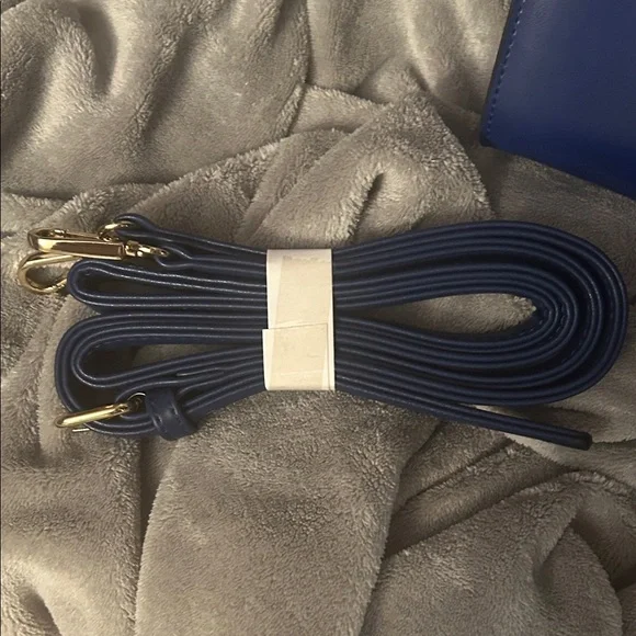Gucci Navy Crossbody Bag - Picture 3 of 6